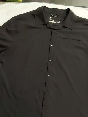 Men's Black Button-Up Shirt